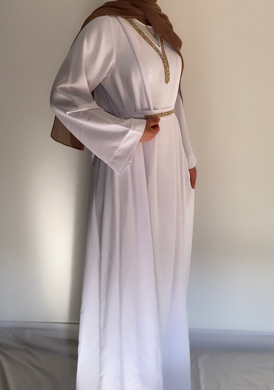 Luxury abaya Pearl White
